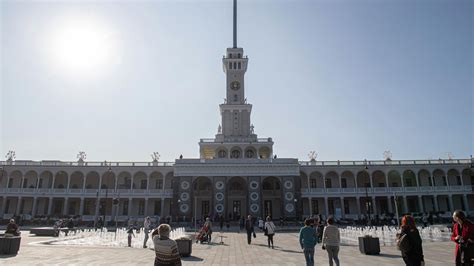 Ближайшие станции метро к Северному речному вокзалу