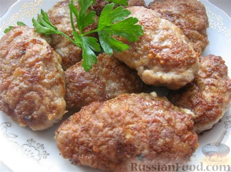 Говяжьи котлеты в духовке: простой и вкусный рецепт