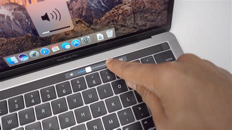 Клавиатура MacBook Pro с Touch Bar