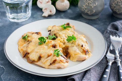 Куриная начинка с грибами и сыром