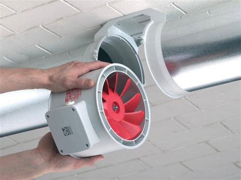 Монтаж вытяжного вентилятора на потолок или стену