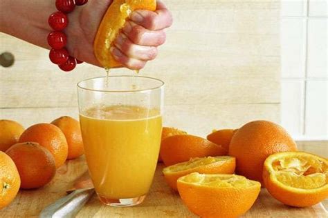 Свежий апельсиновый сок: как приготовить дома