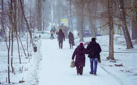 Сильный снегопад и гололедица