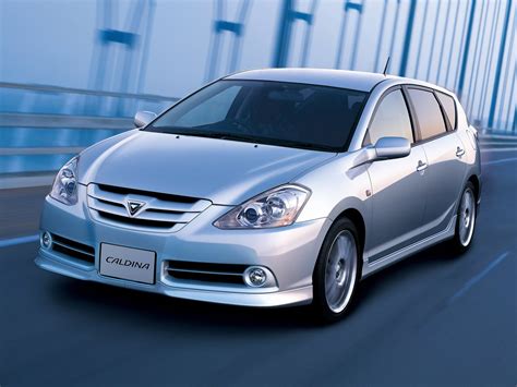 Toyota Fielder и Toyota Caldina: сравнение и выбор