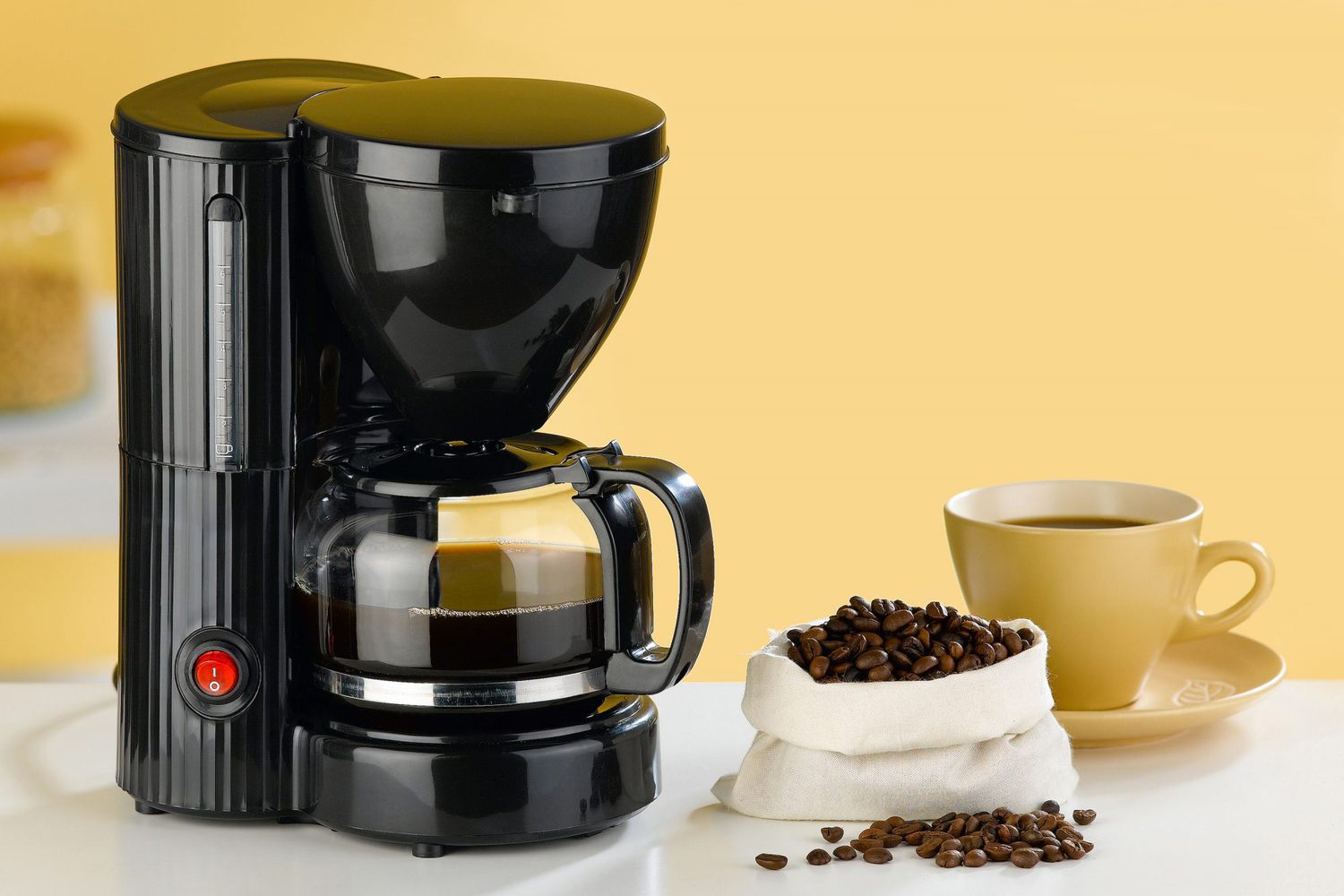 Кофе кофемашины кофеварки. Кофеварка Coffee maker. Кофеварка. Grind & Brew кофемашина hd7761/00 | Philips› hd7761-Grind-Brew-maker. Кофеварка Coffee Queen da-4. Капельный.